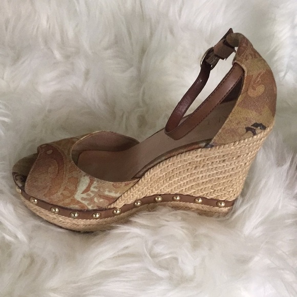 ALDO Tan Lila Wedges - Picture 4 of 12